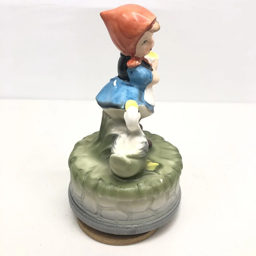 Vintage HIMARK Girl with‎ Goose/Duck Figurine Rotating Music Box Works